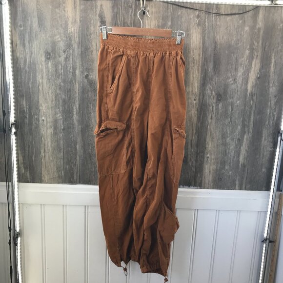 BDG Urban Outfitters brown cotton cargo parachute pants size XS - Picture 1 of 4